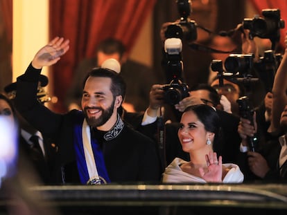 Nayib Bukele y su esposa, Gabriela Rodríguez, el pasado domingo.