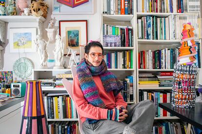 Adam Nathaniel Furman retratado en su casa de Londres. Foto: Simone Perolari.
