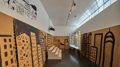 L'obra X-Ville, 2015 de Jordi Colomer al MACBA