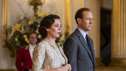 Olivia Colman y Tobias Menzies, como Isabel II y Felipe de Edimburgo en 'The Crown'