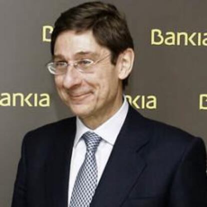 Relevo en Bankia. Rodrigo Rato presenta al consejo su dimisión como presidente de Bankia. Le sucede José Ignacio Goirigolzarri, ex consejero delegado de BBVA. Ese día se anuncia también la nacionalización del banco.