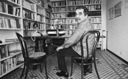 Gabriel García Márquez a casa seva, a Barcelona, el 1979.