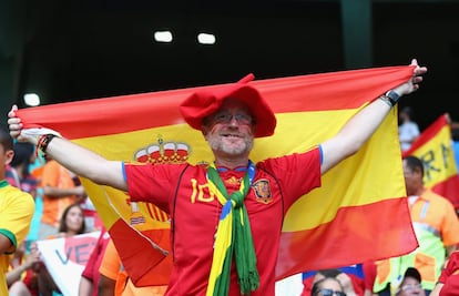 Fã espanhol no duelo contra a Holanda, em Salvador.