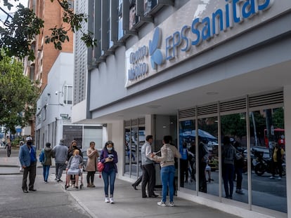 Sede de la EPS Sanitas en el barrio Teusaquillo, en Bogotá, Colombia, el 15 de noviembre de 2023.