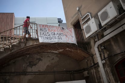 La escuela de arte Massana del Raval fue ocupada el pasado Sant Joan por entidades del Raval