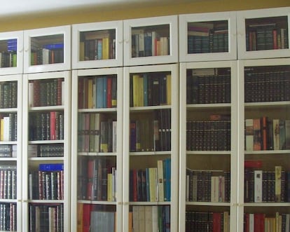 Una parte de la biblioteca de Juan Vicente Romero Antón