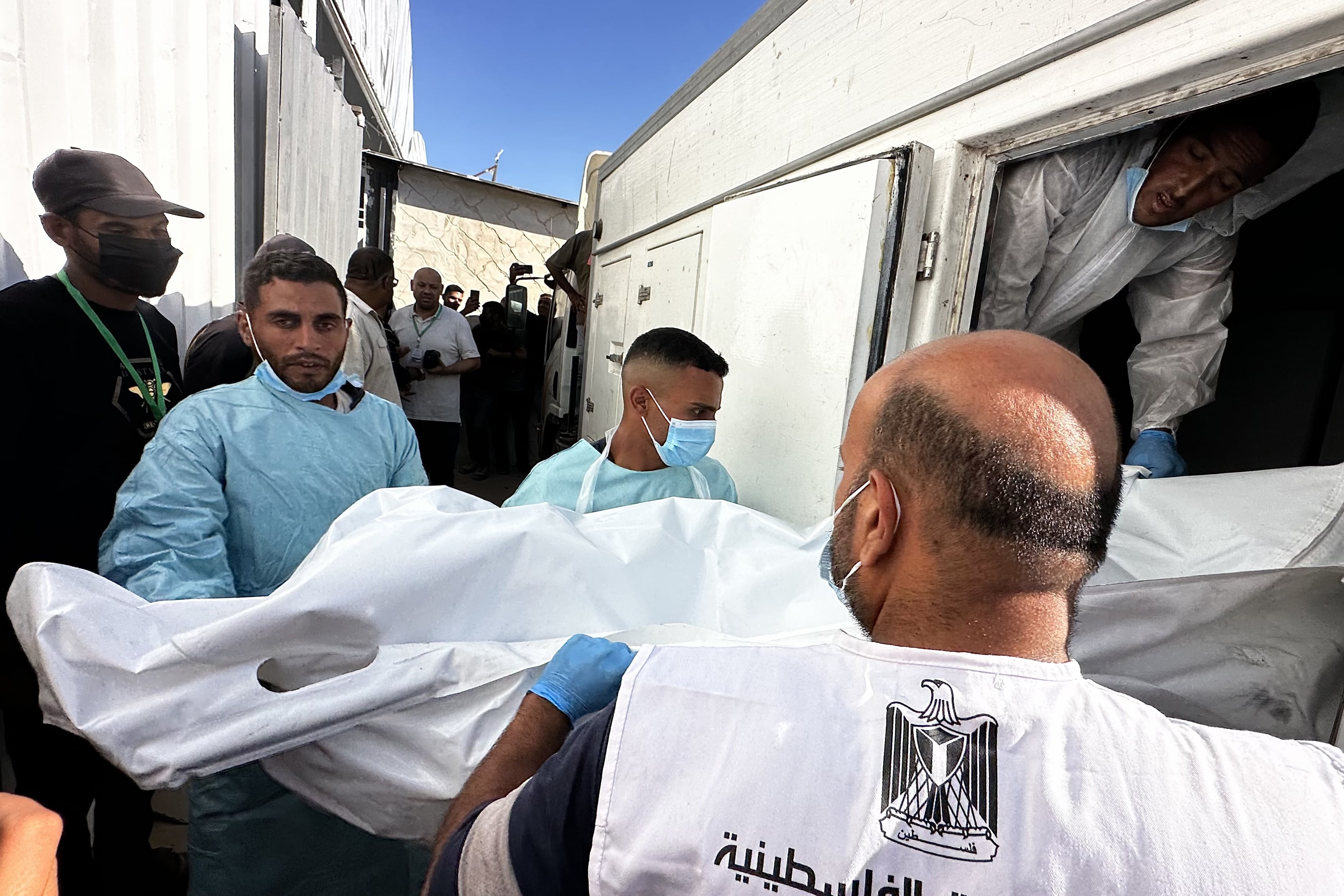 Breaking news on the conflict in the Middle East, live | Red Cross heads to a meeting point in Gaza for a new delivery of bodies | International