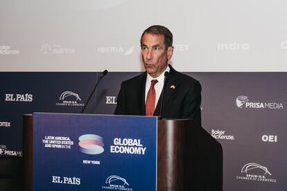 Alan D. Solomont, presidente de la Cámara de comercio España-Estados Unidos, fue el encargado de la apertura del foro.