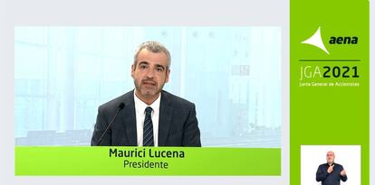 El presidente de Aena, Maurici Lucena, durante la junta telemática de accionistas celebrada esta mañana.