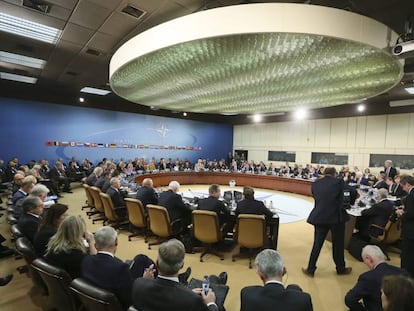 Vista general de la reuni&oacute;n de titulares de Exteriores de la OTAN en Bruselas (B&eacute;lgica).