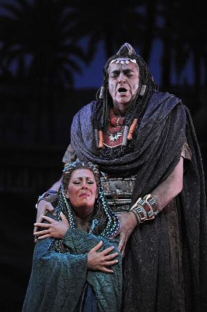 Joan Pons y Sondra Radvanovsky, en un momento de Aida.