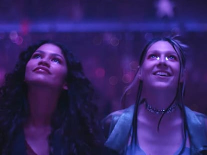 Zendaya e Hunter Schafer em uma imagem do último capítulo de ‘Euphoria’.