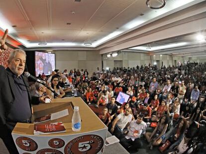 Lula discursa no Congresso do PT.