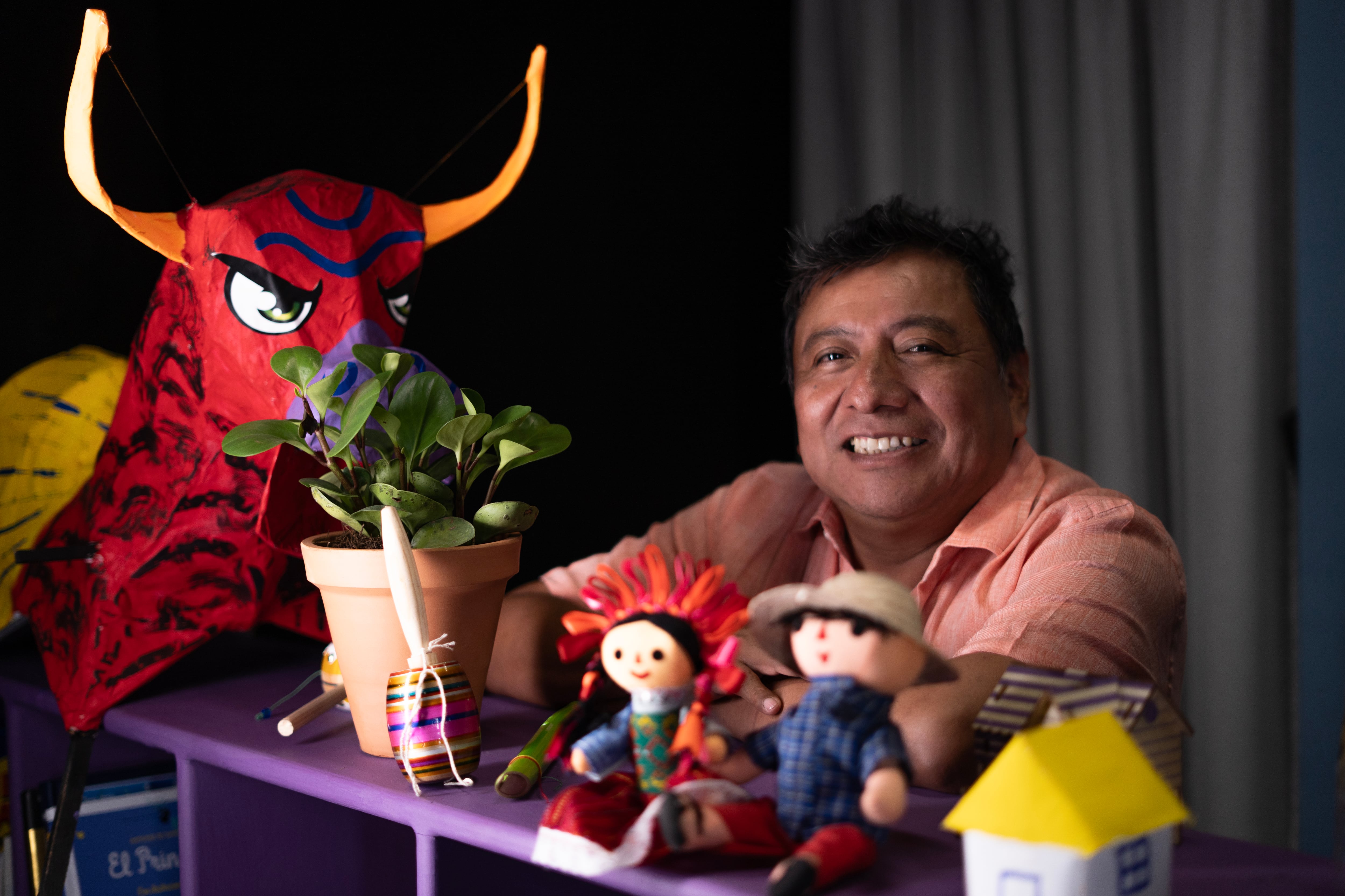 Mardonio Carballo, director de Plural TV: “Piensan que estamos aquí porque somos indios, no porque sepamos hacer las cosas”