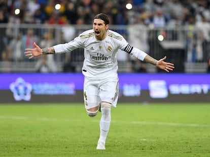 Sergio Ramos celebra su gol en el penalti decisivo de la tanda contra el Atlético.