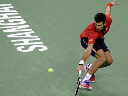 Djokovic, durante el duelo contra Murray, en Shangh&aacute;i.