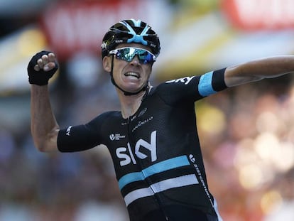 Chris Froome celebra su victoria en Bagneres-de-Luchon.