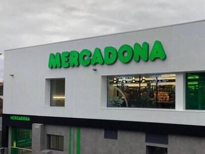 Mercadona negocia la venta de 30 supermercados al fondo israelí MDSR