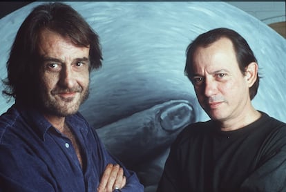Silvio Rodríguez (derecha) y Luis Eduardo Aute, en 1995.
