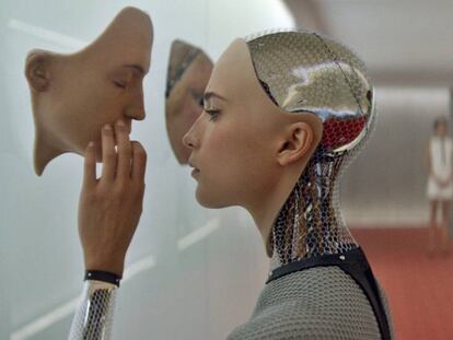 Fotograma de la pel&iacute;cula &#039;Ex Machina&#039; (2015)