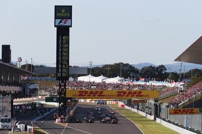 Vista general del circuito de Suzuka en el momento de la salida