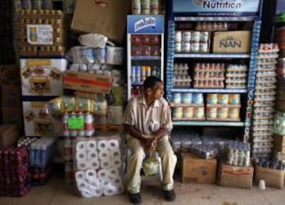 Venezuela acumula en los cinco primeros meses una inflación de 19,4 %, una cifra alta incluso para Venezuela -donde en todo 2012 los precios subieron un 20,1 %. EFE/Archivo