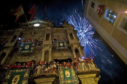 Fuegos artificiales para cerrar las fiestas de San Fermín 2014.