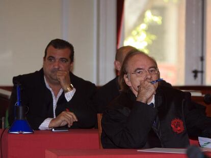 José Luis Sierra, a la derecha, y José Marino Pomares, en el juicio celebrado ayer en Málaga.