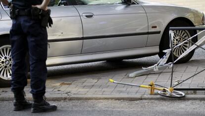 The car that hit Cifuentes's motorbike.