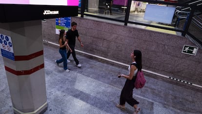 Transentes en el Metro de Madrid.