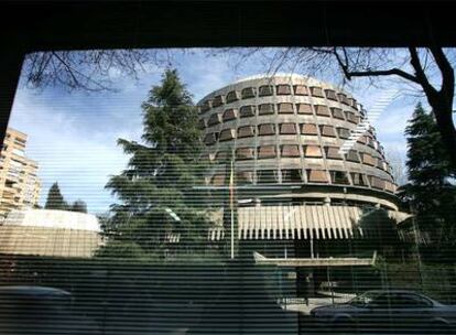 Fachada de la sede del Tribunal Constitucional, en Madrid.