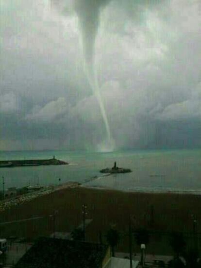 'Tornado' frente a la costa de La Vila Joiosa.