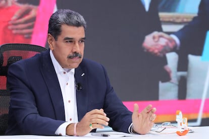 Nicolás Maduro, durante su programa de televisión 'Con Maduro +' en Caracas (Venezuela), el pasado 7 de octubre.