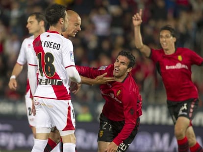 Alfaro celebra su gol al Rayo 