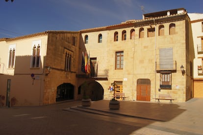 Imagen del Ayuntamiento de Cabanes, localidad donde ha ocurrido el suceso.