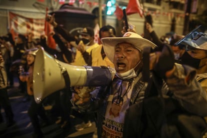 Simpatizantes de Pedro Castillo elecciones en Perú