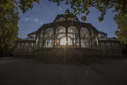 Atardecer en el palacio de Cristal de El Retiro 