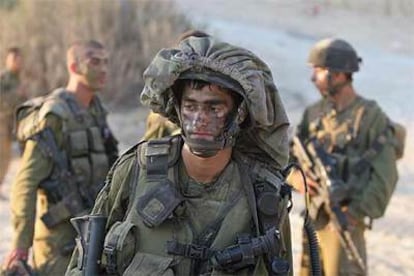 Un grupo de soldados israelíes regresa del sur de Líbano.