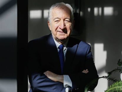 Bernardo Kliksberg, considerado padre de la responsabilidad social corporativa y recientemente nombrado doctor honoris causa por la Universidad de Alcalá de Henares, en el hotel Villamagna de Madrid el pasado 10 de noviembre.