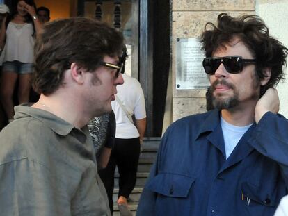 El productor Álvaro Longoria (izquierda) y Benicio del Toro, la semana pasada en La Habana.