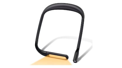 Regalos lectores sobre fondo blanco.