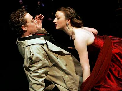 Escena del montaje de Declan Donnellan y la compañía Cheek by Jowl de<i> Cymbeline,</i> de Shakespeare.