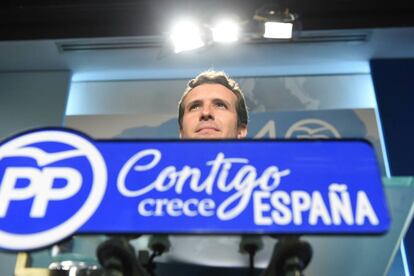 El vicesecretario de comunicación del Partido Popular, Pablo Casado, durante una rueda de prensa el martes. 