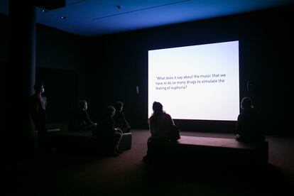 Una de las obras de Tony Cokes en la exposición que le dedica el Macba.