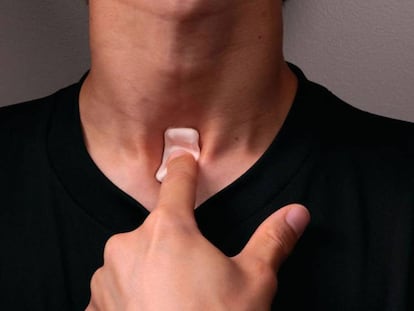 Un parche en el cuello y los médicos sabrán cómo va tu infección por Covid-19