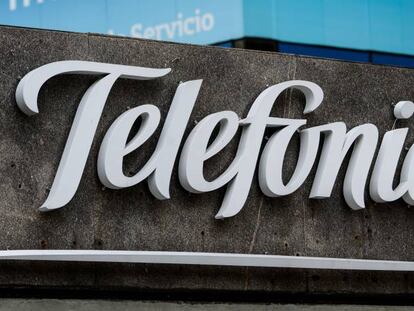 Telefónica coloca híbridos por 1.000 millones, con el cupón más barato de su historia