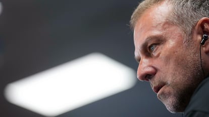 El entrenador del FC Barcelona, Hans Flick, este sábado en la rueda de prensa previa al partido ante el Espanyol.
