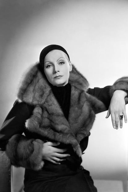 El misterio de la femme fatale lo interpreta Greta Garbo.