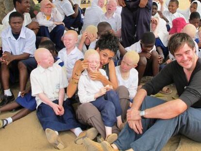 Beneficiarios del proyecto de apoyo a personas albinas en Tanzania desarrollado gracias al Fondo de Ayuda a &Aacute;frica Bestinver.