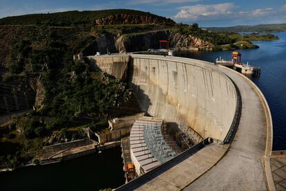 Proyecto de bombeo hidráulico de Iberdrola en Valdecañas (Cáceres), de 275 MW. Imagen cedida por la compañía eléctrica.